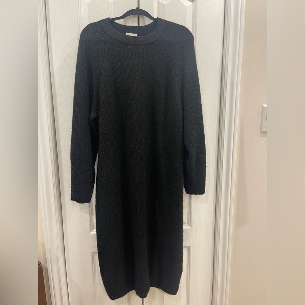 Elegant Black Knit Dress
